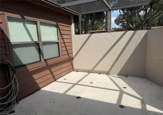 Photo 3 of House for sale at 2904 Oak Ln, Bradenton, FL 34209 | MLS# A4709102 | Listing updated on 2026-10-11