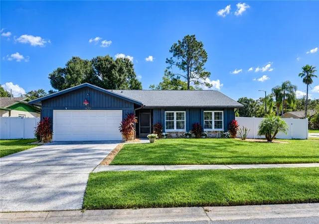 Photo 2 of Single family home for sale at 16201 Parkside Dr, Tampa, FL 33624 | MLS# TB8556729 | Listing updated on 2026-10-25