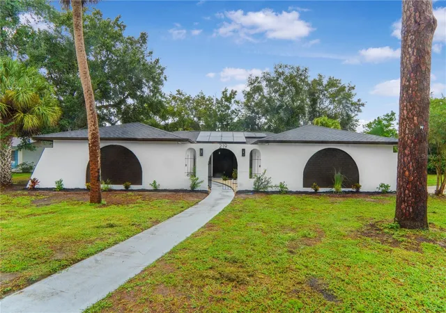 Photo 1 of Single family home for sale at 219 Sheridan Ave, Longwood, FL 32750 | MLS# O6448796 | Listing updated on 2026-10-10