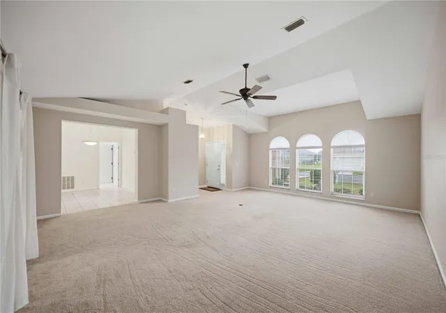 Photo 3 of Single family home for sale at 5126 NW 21st Loop, Ocala, FL 34482 | MLS# OM733774 | Listing updated on 2026-10-11