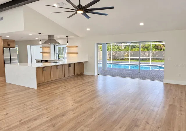 Photo 3 of Single family home for sale at 102 Windward Dr, Osprey, FL 34229 | MLS# TB8556740 | Listing updated on 2026-10-10