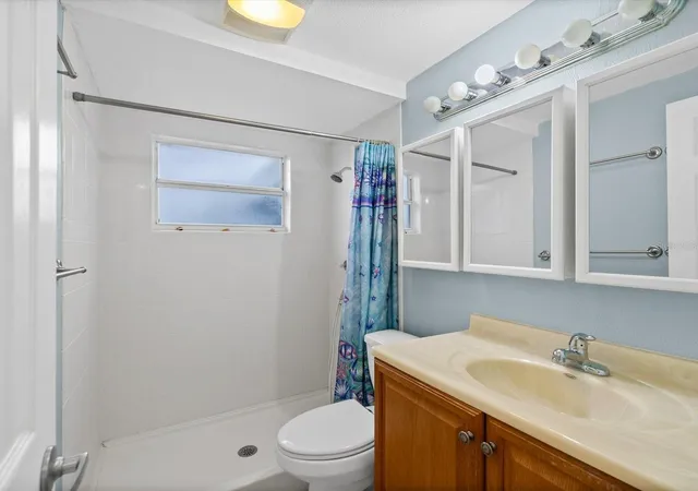 Photo 4 of Single family home for sale at 4004 Scarlet Maple Dr, Holiday, FL 34691 | MLS# TB8556741 | Listing updated on 2026-10-10