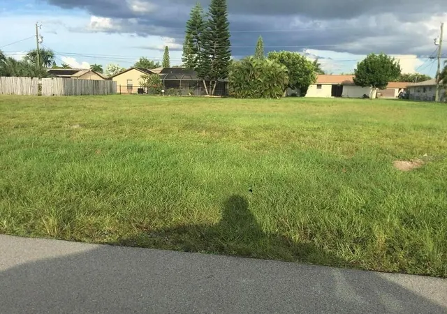 Photo 3 of Land for sale at 3725 Sw 7th Place, Cape Coral, FL 33914 | MLS# C7531821 | Listing updated on 2026-10-10