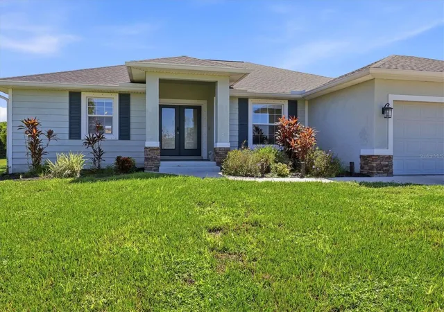 Photo 4 of Single family home for sale at 1087 Rotonda Cir, Rotonda West, FL 33947 | MLS# D6149117 | Listing updated on 2026-10-21