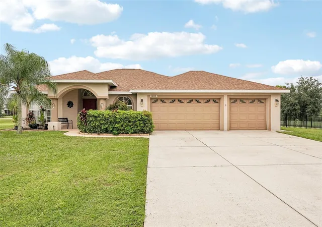 Photo 1 of Single family home for sale at 18115 Howling Wolf Run, Parrish, FL 34219 | MLS# TB8556744 | Listing updated on 2026-10-21