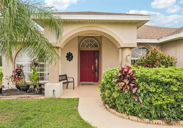 Photo 3 of Single family home for sale at 18115 Howling Wolf Run, Parrish, FL 34219 | MLS# TB8556744 | Listing updated on 2026-10-21