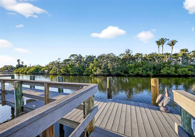 Photo 1 of Single family home for sale at 5424 America Dr, Sarasota, FL 34231 | MLS# A4709112 | Listing updated on 2026-10-09