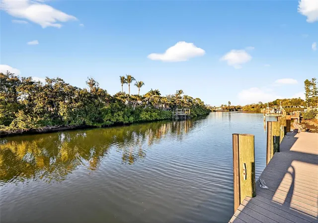 Photo 2 of Single family home for sale at 5424 America Dr, Sarasota, FL 34231 | MLS# A4709112 | Listing updated on 2026-10-09