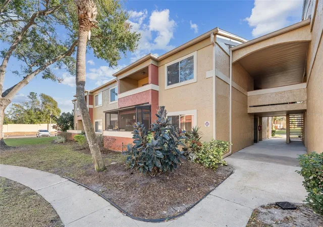 Photo 1 of Condo for sale at 652 Kenwick Cir #105, Casselberry, FL 32707 | MLS# O6448803 | Listing updated on 2026-10-23