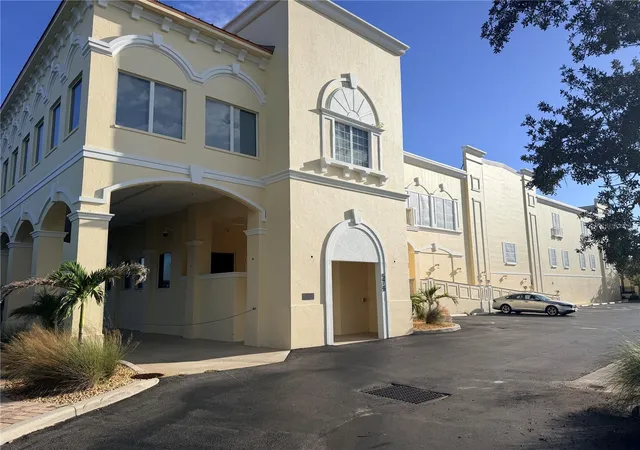 Photo 1 of Land for sale at 570 Blackburn Point Rd #Siesta 25, Osprey, FL 34229 | MLS# A4709114 | Listing updated on 2026-10-10