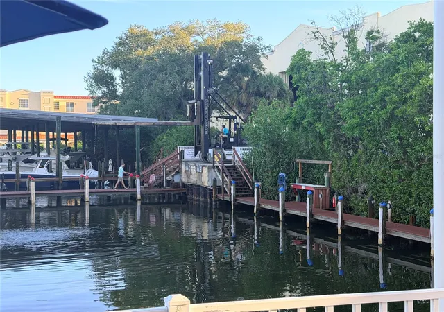 Photo 3 of Land for sale at 570 Blackburn Point Rd #Siesta 25, Osprey, FL 34229 | MLS# A4709114 | Listing updated on 2026-10-10