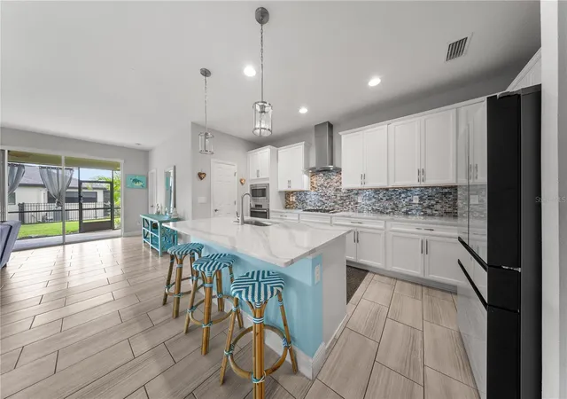 Photo 1 of Single family home for sale at 6005 Shadowlake Dr, Apollo Beach, FL 33572 | MLS# TB8556755 | Listing updated on 2026-10-29