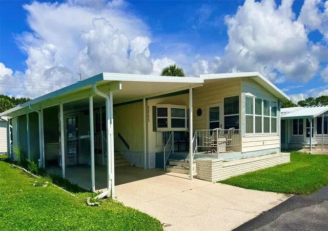 Photo 3 of Manufactured home for sale at 2253 Piazza Dr, Sarasota, FL 34238 | MLS# TB8556759 | Listing updated on 2026-10-11