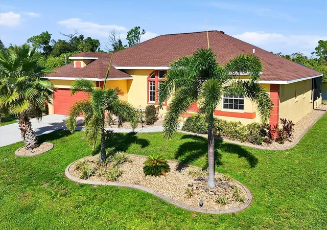Photo 2 of Single family home for sale at 1078 Rotonda Cir, Rotonda West, FL 33947 | MLS# D6149119 | Listing updated on 2026-10-22
