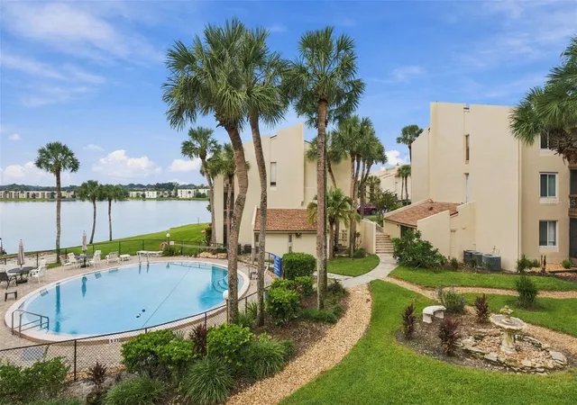 Photo 2 of Condo for sale at 610 Orange Dr #188, Altamonte Springs, FL 32701 | MLS# O6448821 | Listing updated on 2026-10-12