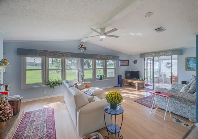 Photo 3 of Manufactured home for sale at 25007 Bellevue, Leesburg, FL 34748 | MLS# G5118896 | Listing updated on 2026-10-11