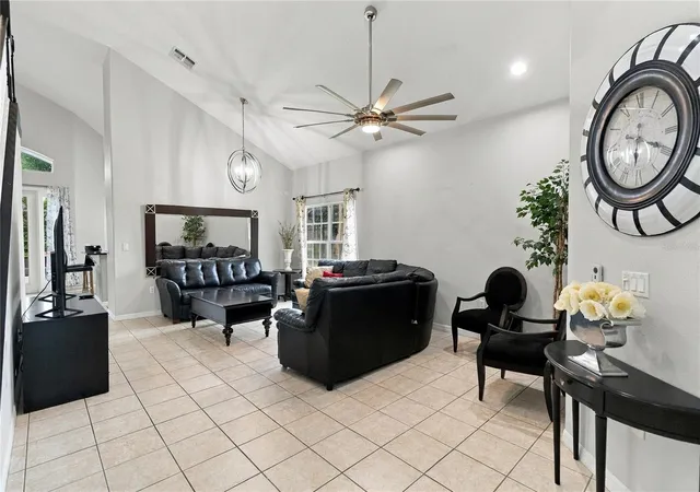 Photo 4 of Single family home for sale at 2728 Formosa Blvd, Kissimmee, FL 34747 | MLS# S5159255 | Listing updated on 2026-10-23
