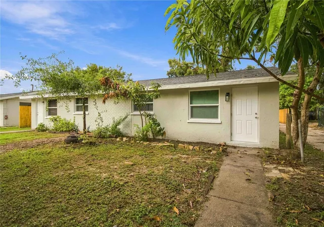 Photo 1 of Multi family home for sale at 4212 9th Street E, Bradenton, FL 34208 | MLS# A4709119 | Listing updated on 2026-10-13