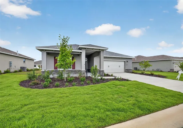 Photo 4 of Single family home for sale at 10392 SW 106th Court, Ocala, FL 34481 | MLS# OM733784 | Listing updated on 2026-10-10