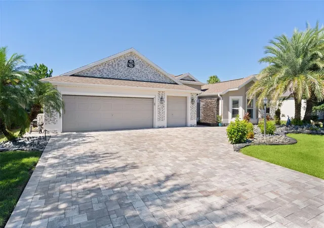 Photo 2 of Single family home for sale at 3720 Vineland Ave, The Villages, FL 32163 | MLS# G5118899 | Listing updated on 2026-10-23