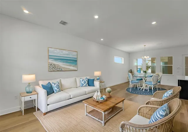 Photo 4 of Single family home for sale at 9865 Peebles St, Orlando, FL 32827 | MLS# G5118900 | Listing updated on 2026-10-10