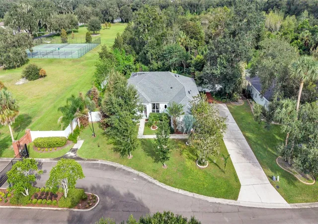 Photo 1 of Single family home for sale at 6626 Royal Forest Dr, Lakeland, FL 33811 | MLS# L4965691 | Listing updated on 2026-10-20