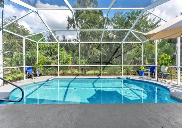 Photo 3 of Single family home for sale at 6626 Royal Forest Dr, Lakeland, FL 33811 | MLS# L4965691 | Listing updated on 2026-10-20