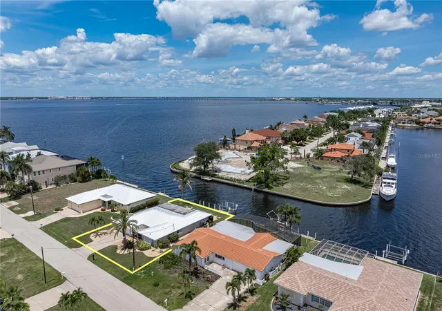 Photo 1 of Single family home for sale at 2211 Palm Tree Dr, Punta Gorda, FL 33950 | MLS# C7531826 | Listing updated on 2026-10-10