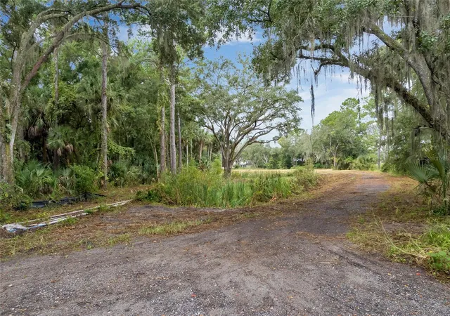 Photo 3 of Land for sale at 1630 Murphy St, Oviedo, FL 32765 | MLS# O6448869 | Listing updated on 2026-10-10