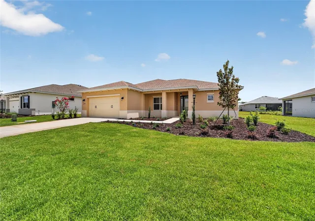 Photo 3 of Single family home for sale at 10375 Sw 107th Avenue, Ocala, FL 34481 | MLS# OM733792 | Listing updated on 2026-10-10