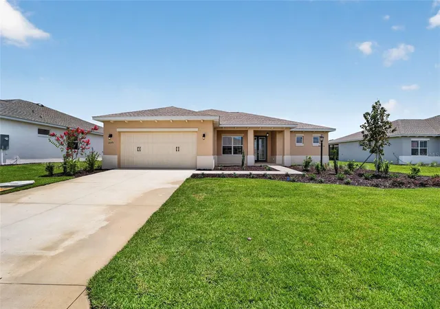 Photo 3 of Single family home for sale at 10375 SW 107th Avenue, Ocala, FL 34481 | MLS# OM733792 | Listing updated on 2026-10-10