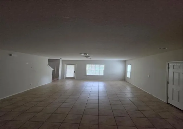 Photo 4 of Townhouse for sale at 4816 Chatterton Way, Riverview, FL 33578 | MLS# TB8556817 | Listing updated on 2026-10-09