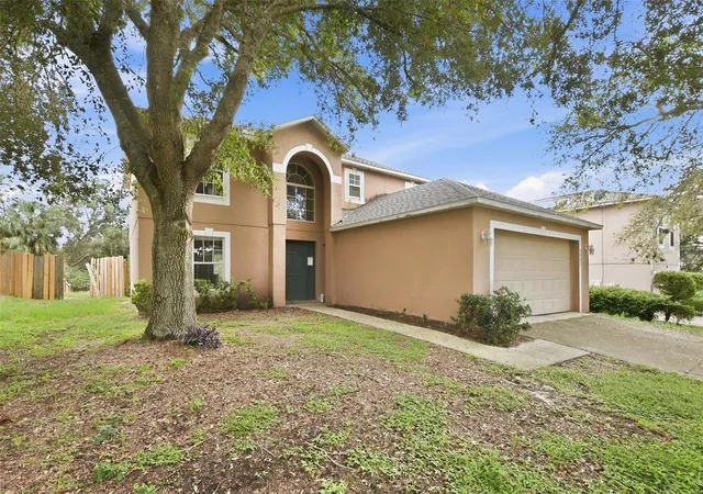 Single family home for sale at 2228 Sandridge Cir, EUSTIS, FL 32726 | MLS# O6448877