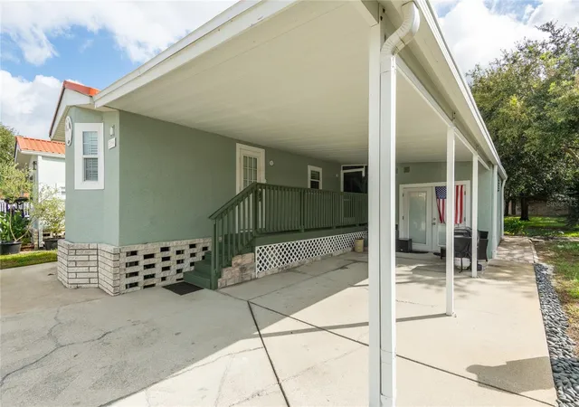 Photo 3 of Manufactured home for sale at 6544 La Mesa Rd, Land O Lakes, FL 34637 | MLS# TB8556822 | Listing updated on 2026-10-11