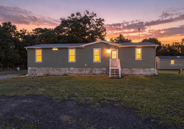 Photo 1 of Manufactured home for sale at 4025 Cottage Hl St, Lake Wales, FL 33859 | MLS# L4965692 | Listing updated on 2026-10-11