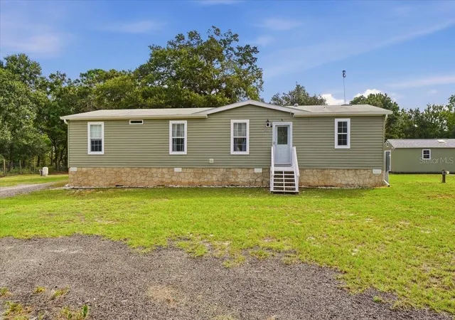 Photo 2 of Manufactured home for sale at 4025 Cottage Hl St, Lake Wales, FL 33859 | MLS# L4965692 | Listing updated on 2026-10-11