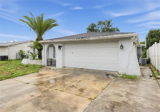 Photo 2 of Single family home for sale at 7340 Mayfield Dr, Port Richey, FL 34668 | MLS# O6448882 | Listing updated on 2026-10-10