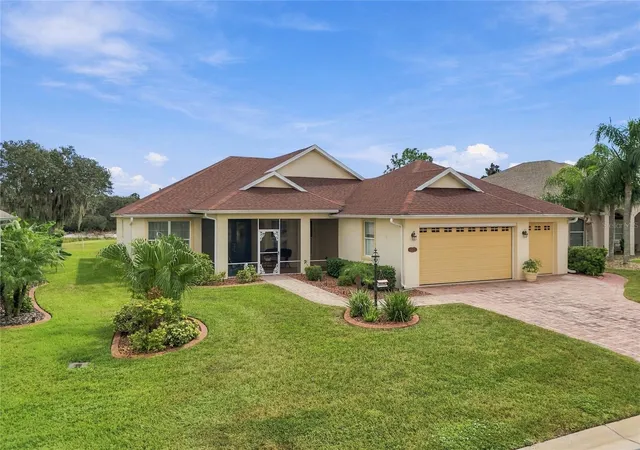 Photo 2 of Single family home for sale at 4286 North Crse Ln, Avon Park, FL 33825 | MLS# K4903855 | Listing updated on 2026-10-13