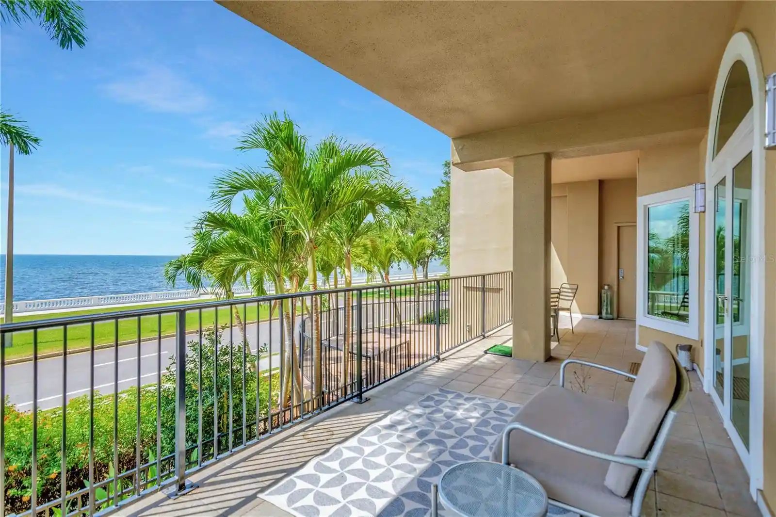 Listing Photo 2 - Condo for sale in 2419 Bayshore Blvd located at 2419 Bayshore Blvd, Tampa, FL 33629 - Unit #2N