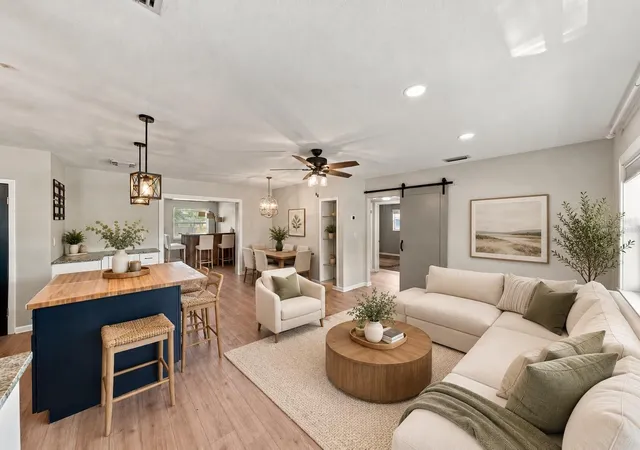 Photo 3 of Single family home for sale at 1548 Orange St, Clearwater, FL 33756 | MLS# TB8556828 | Listing updated on 2026-10-17