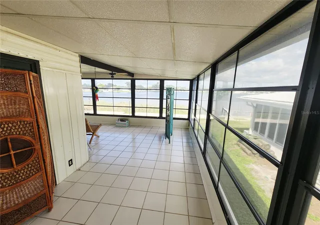 Photo 4 of Manufactured home for sale at 808 53rd Avenue E #301, Bradenton, FL 34203 | MLS# A4709137 | Listing updated on 2026-10-10