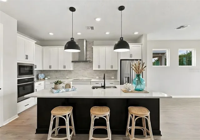 Photo 2 of Single family home for sale at 5039 Orinoco Ln, Saint Cloud, FL 34771 | MLS# TB8556829 | Listing updated on 2026-10-10