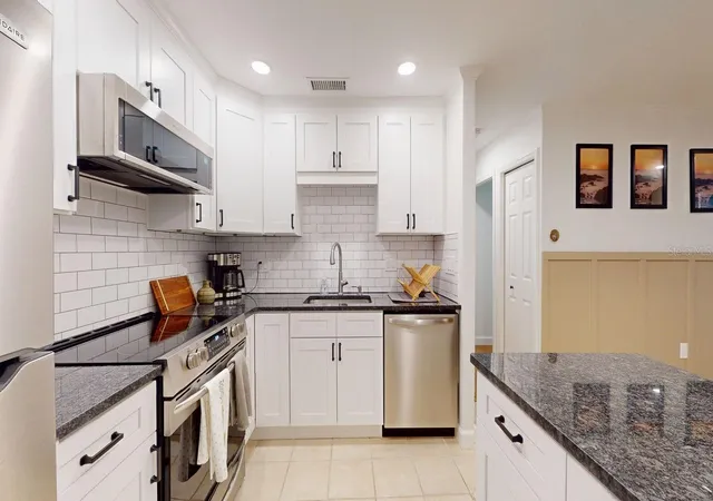Photo 3 of Condo for sale at 2700 Bayshore Blvd #5108, Dunedin, FL 34698 | MLS# TB8556838 | Listing updated on 2026-10-15