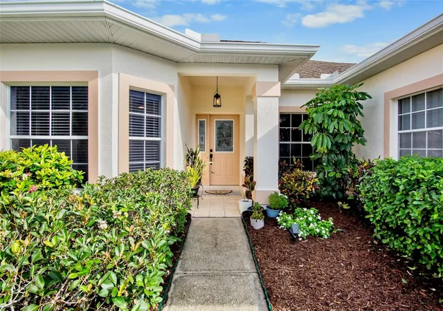 Photo 3 of Single family home for sale at 7303 52nd Terrace E, Bradenton, FL 34203 | MLS# A4709141 | Listing updated on 2026-10-11