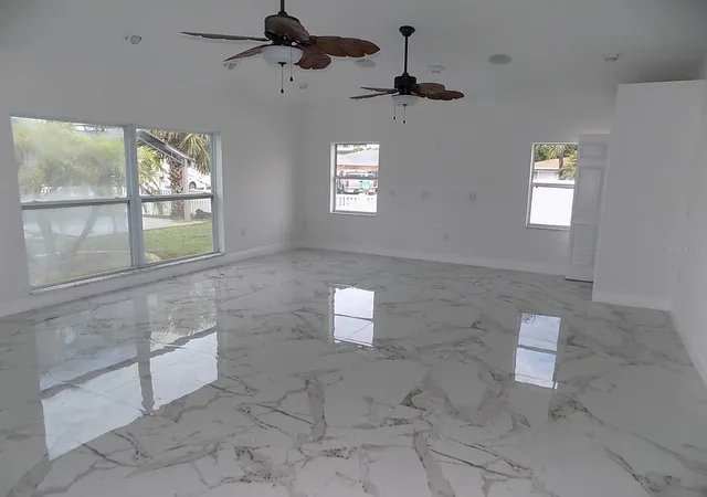 Photo 2 of Single family home for sale at 13701 Garris Dr, Hudson, FL 34667 | MLS# W7890234 | Listing updated on 2026-10-10