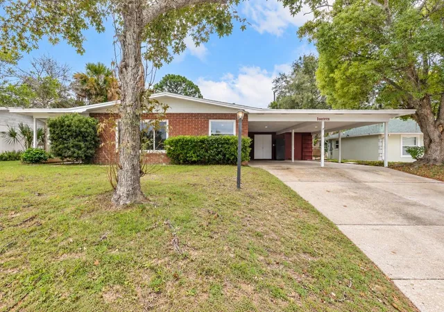 Single family home for sale at 14 Lee Dr, Edgewater, FL 32141 | MLS# NS1089462 | Listing updated on 2026-10-10