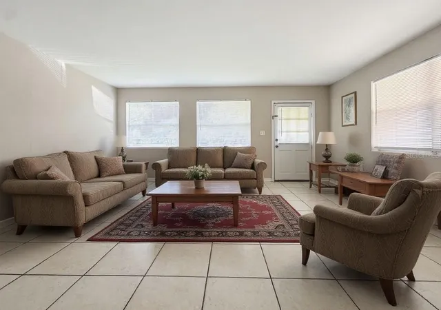 Photo 3 of Single family home for sale at 1314 Hialeah Dr, Orlando, FL 32808 | MLS# O6448908 | Listing updated on 2026-10-10