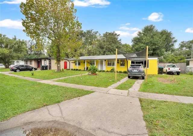 Photo 3 of Single family home for sale at 1802 Egan Dr, Orlando, FL 32822 | MLS# O6448912 | Listing updated on 2026-10-10