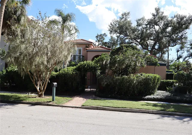 Single family home for sale at 1630 Bonita Ln, SARASOTA, FL 34239 | MLS# TB8556865