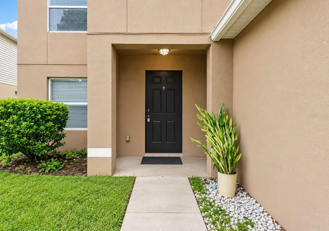 Photo 3 of Single family home for sale at 13611 Vanderbilt Rd, Odessa, FL 33556 | MLS# TB8556869 | Listing updated on 2026-10-10